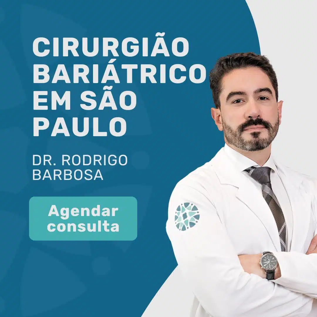 Cicatriz da cirurgia bariátrica: como fica e quanto tempo 4 Cirurgião marca pontos de acesso laparoscópico no abdome durante consulta pré-operatória.