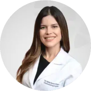 Dra. Isabela Tavares