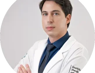 Dr. Eduardo Baracat
