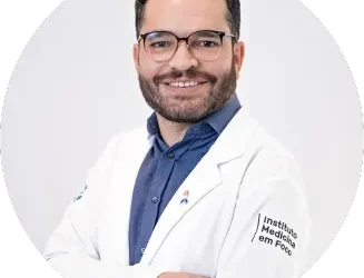 Dr. Vinícius Borges