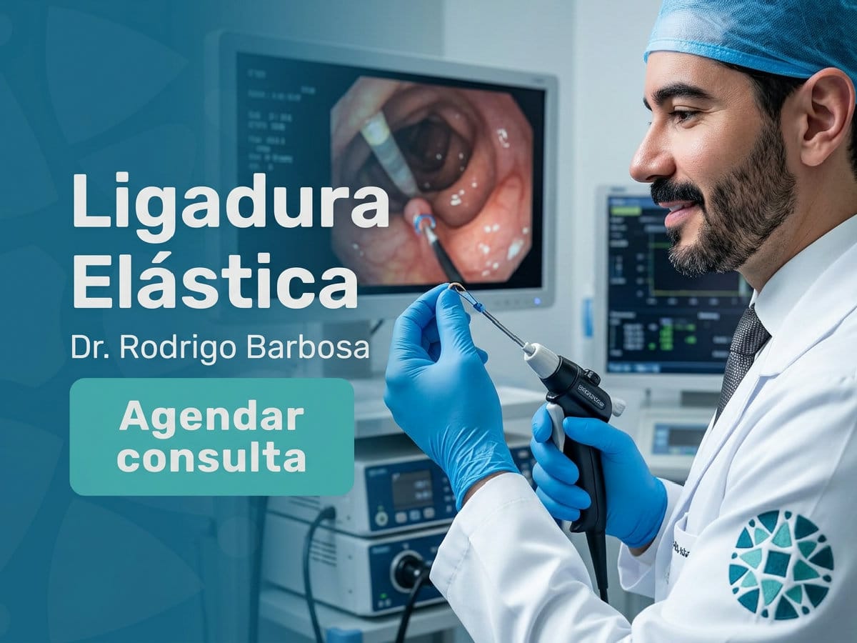 Ligadura elástica: onde fazer em São Paulo? 4 Cirurgião coloproctologist durante avalição de paciente em consultório — ligadur elástic