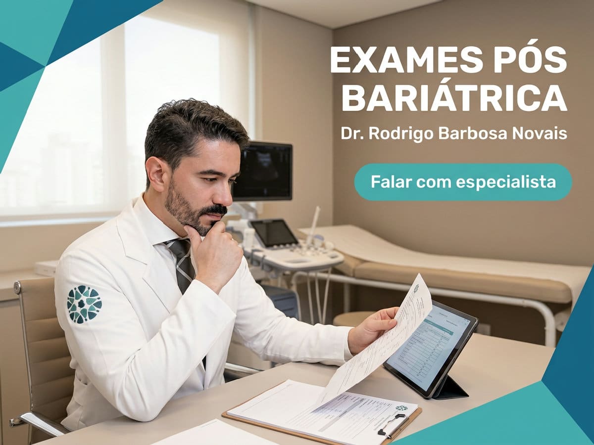 Exames pós bariátrica: lista completa e acompanhamento 4 Cirurgião revisando resultados laboratoriais com paciente em consultório