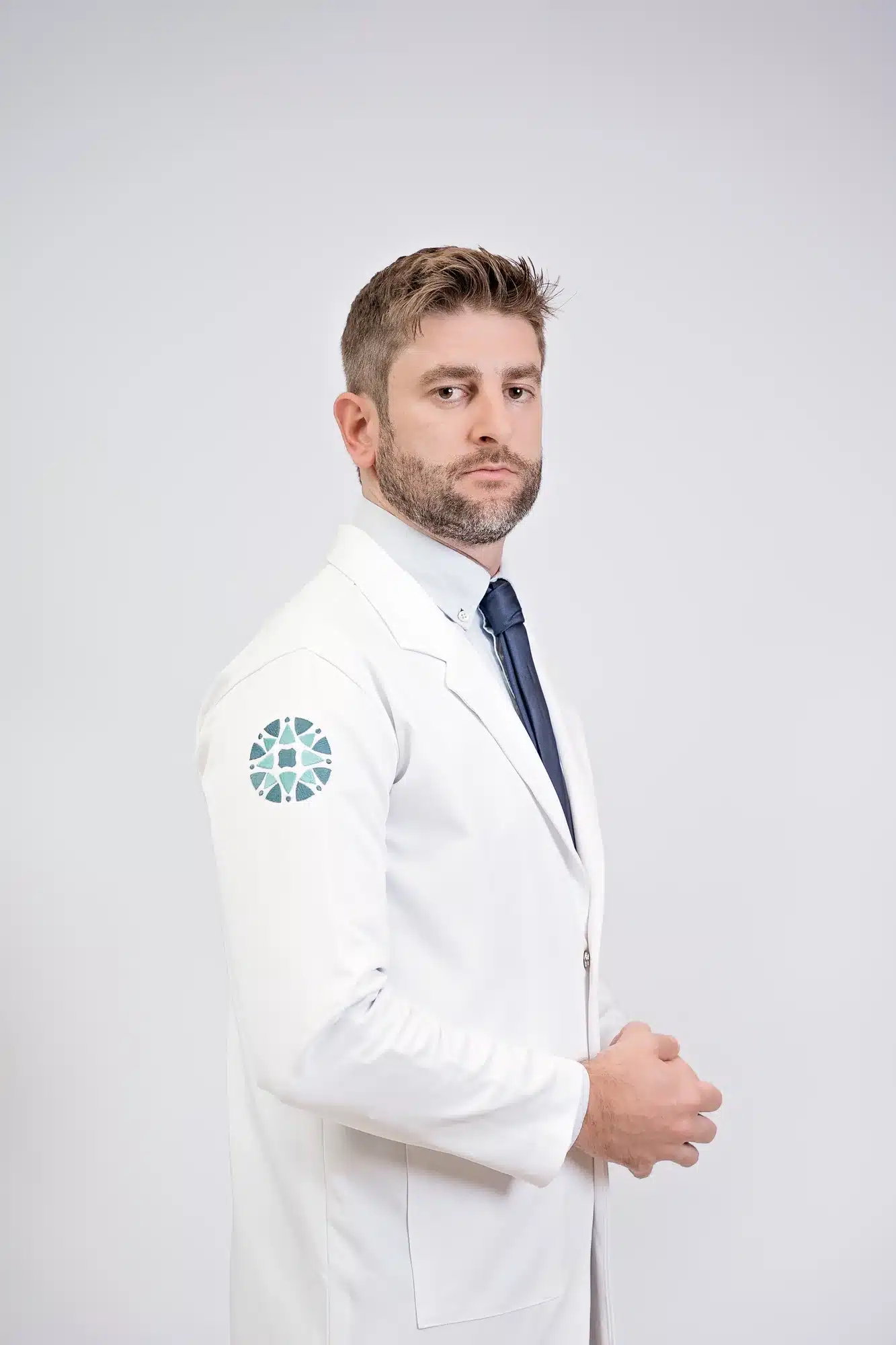 Dr. Fabio Piovezan, Coloproctologia — coloproctologista pelo Omint